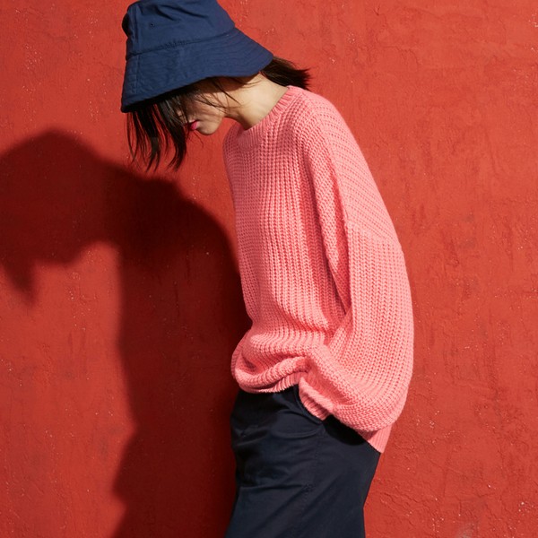 从明快到稳重，展现红色的多样魅力