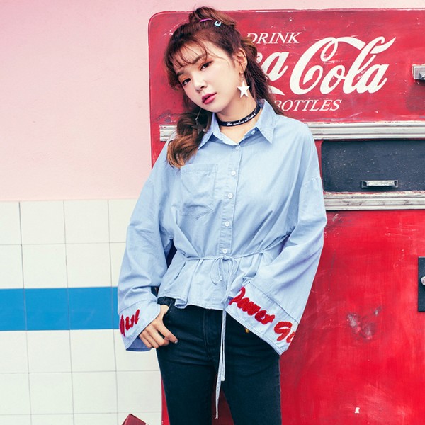 衬衫是春季百搭单品，让你轻松穿出时尚感。