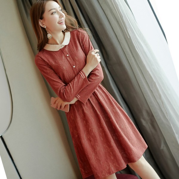 连衣裙获赞无数 凸造型全靠连衣裙