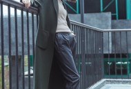 双面呢大衣品味与时尚的双标选择