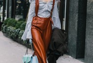 今夏最时髦的条纹穿搭，这样穿贴切又不失仪式感！