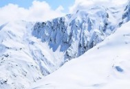 00后男生网名逗比意思,逗比网名解析：00后男生的自我定位